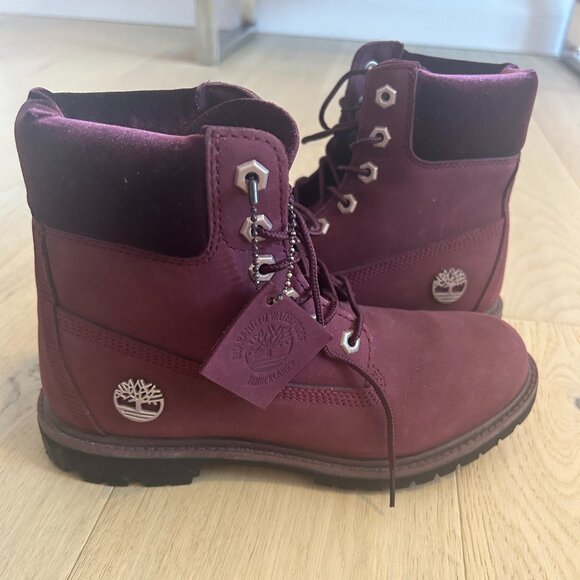 BRAND NEW Timberland Boots 6-inch Waterproof Size 7 Womens Burgundy Velvet - Picture 1 of 5